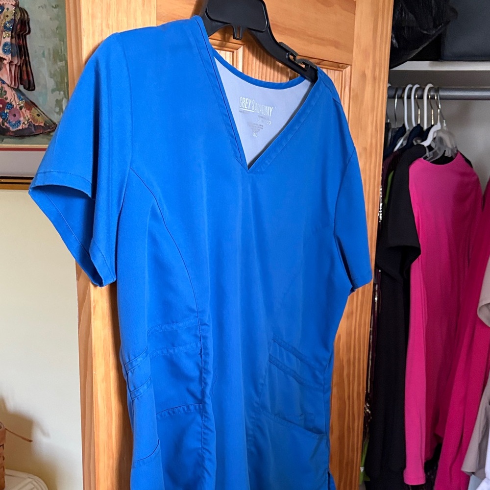 Grey's Anatomy Barco Vibrant  Royal Blue Scrub Top XL